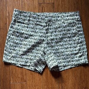 Banana Republic green and White shorts with elephant Design - Sz 4
